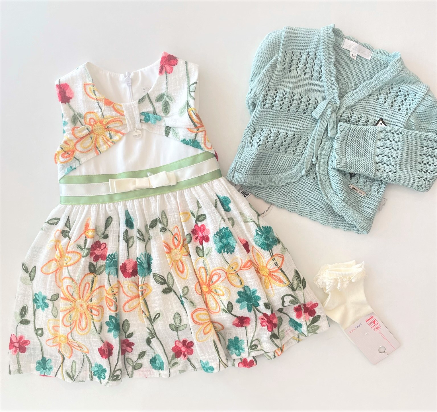 Vestido bordado florido