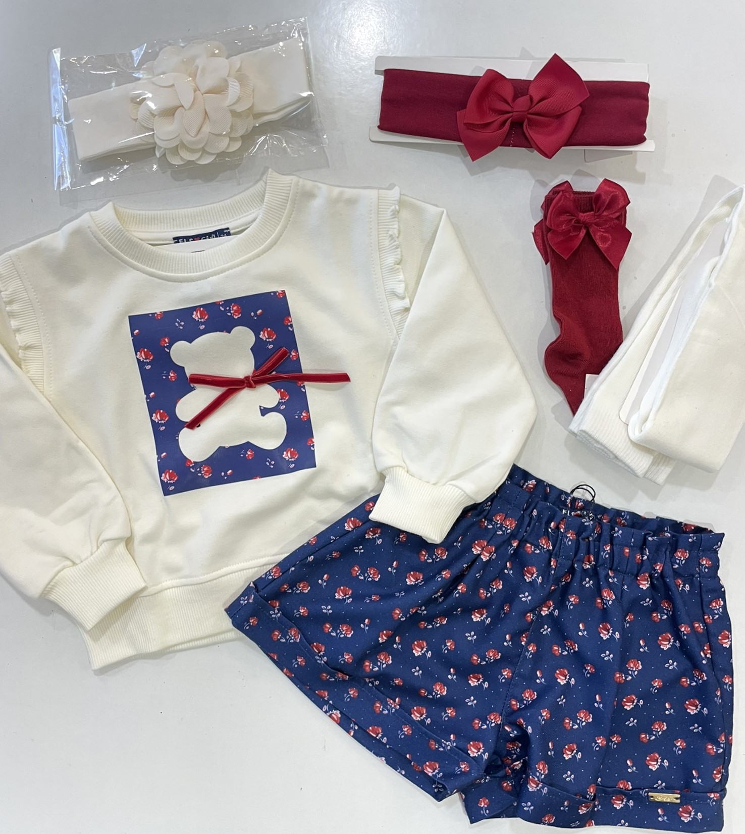Conjunto urso florido