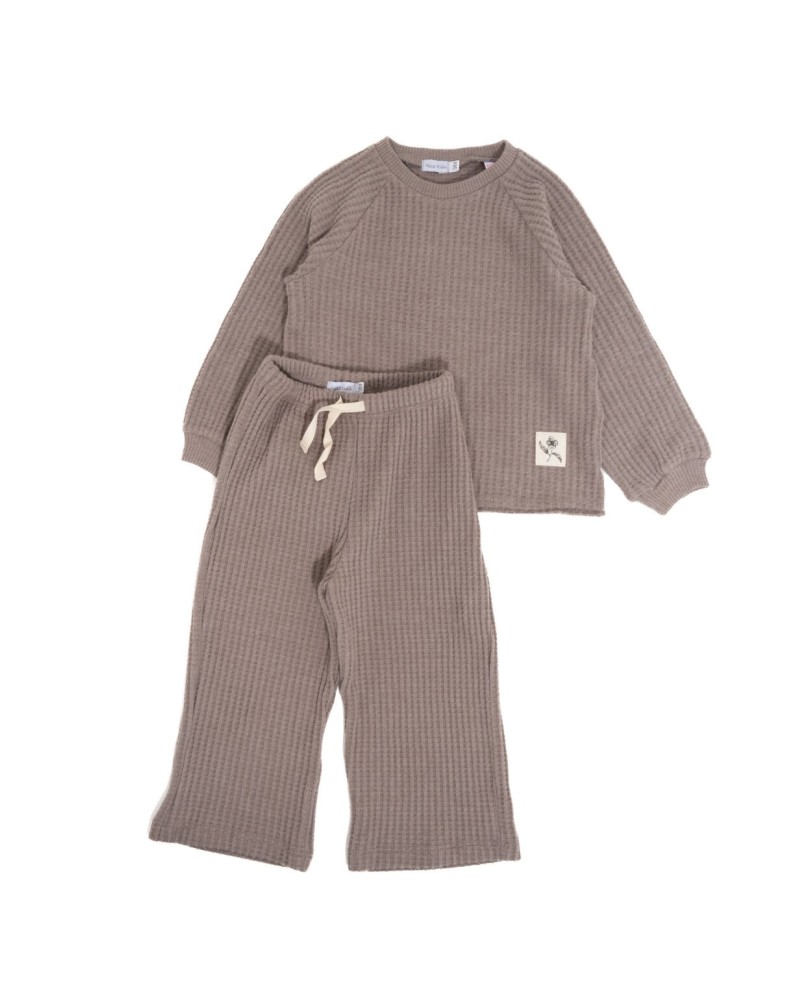 Conjunto de menina castanho