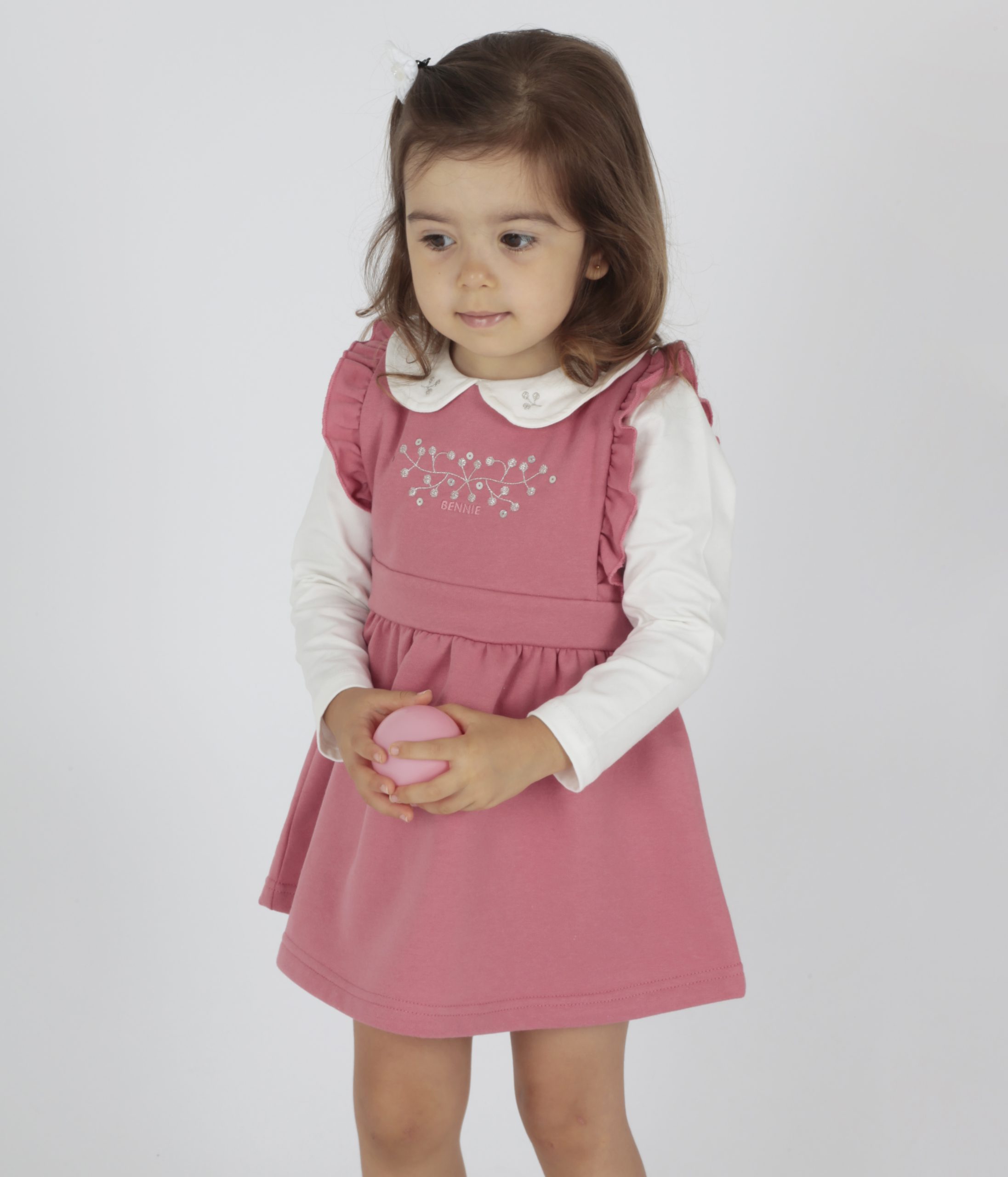Saia de peito rosa com camisola