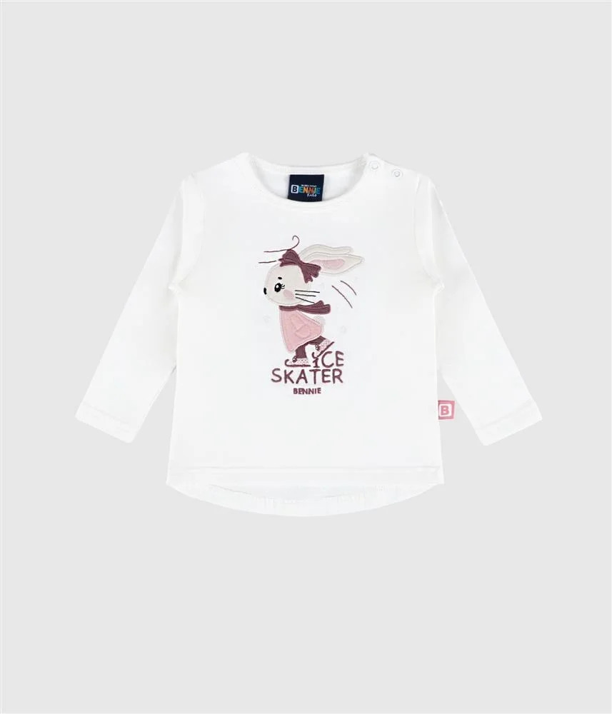 Camisola coelha na patinagem