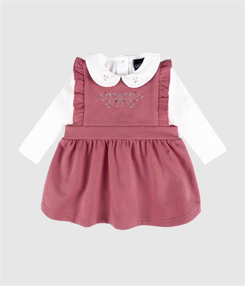 Saia de peito rosa com camisola