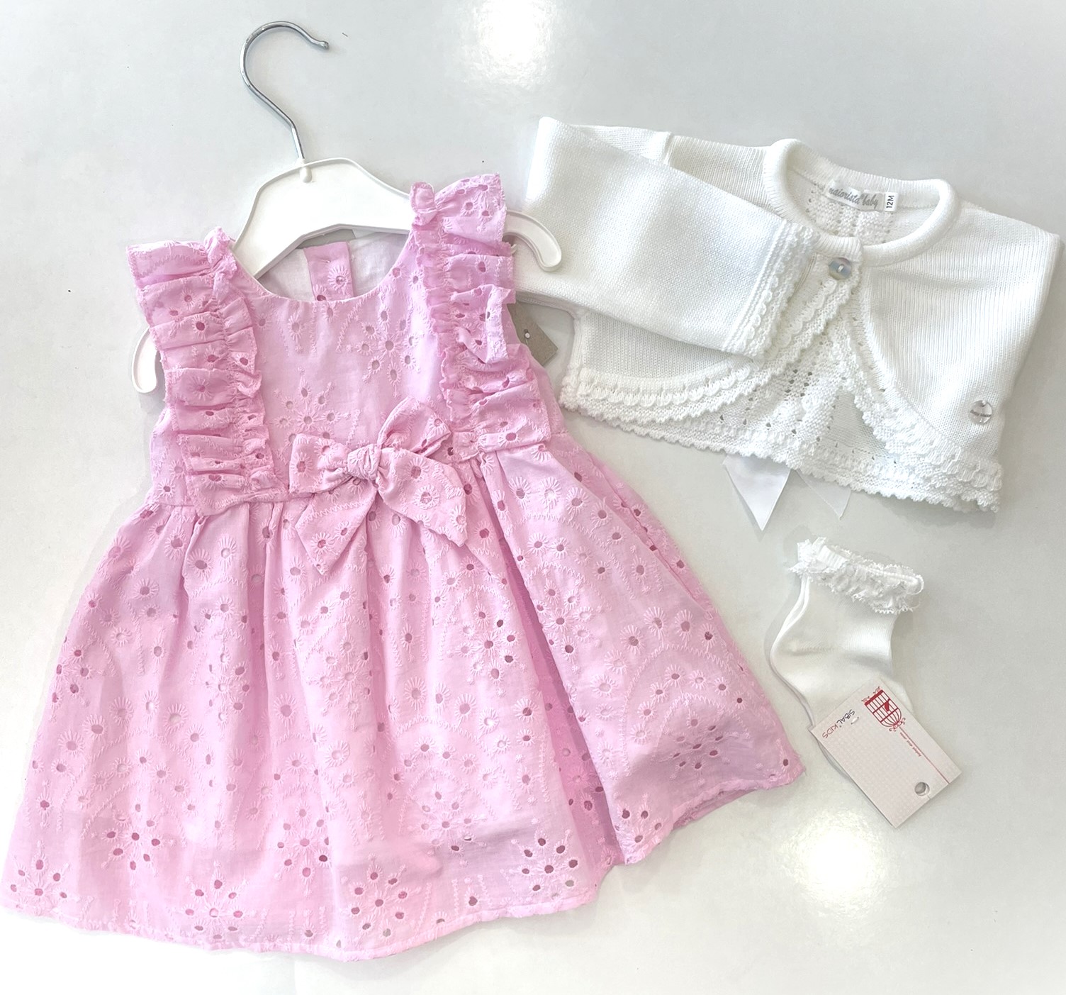 Vestido bordado inglês - rosa