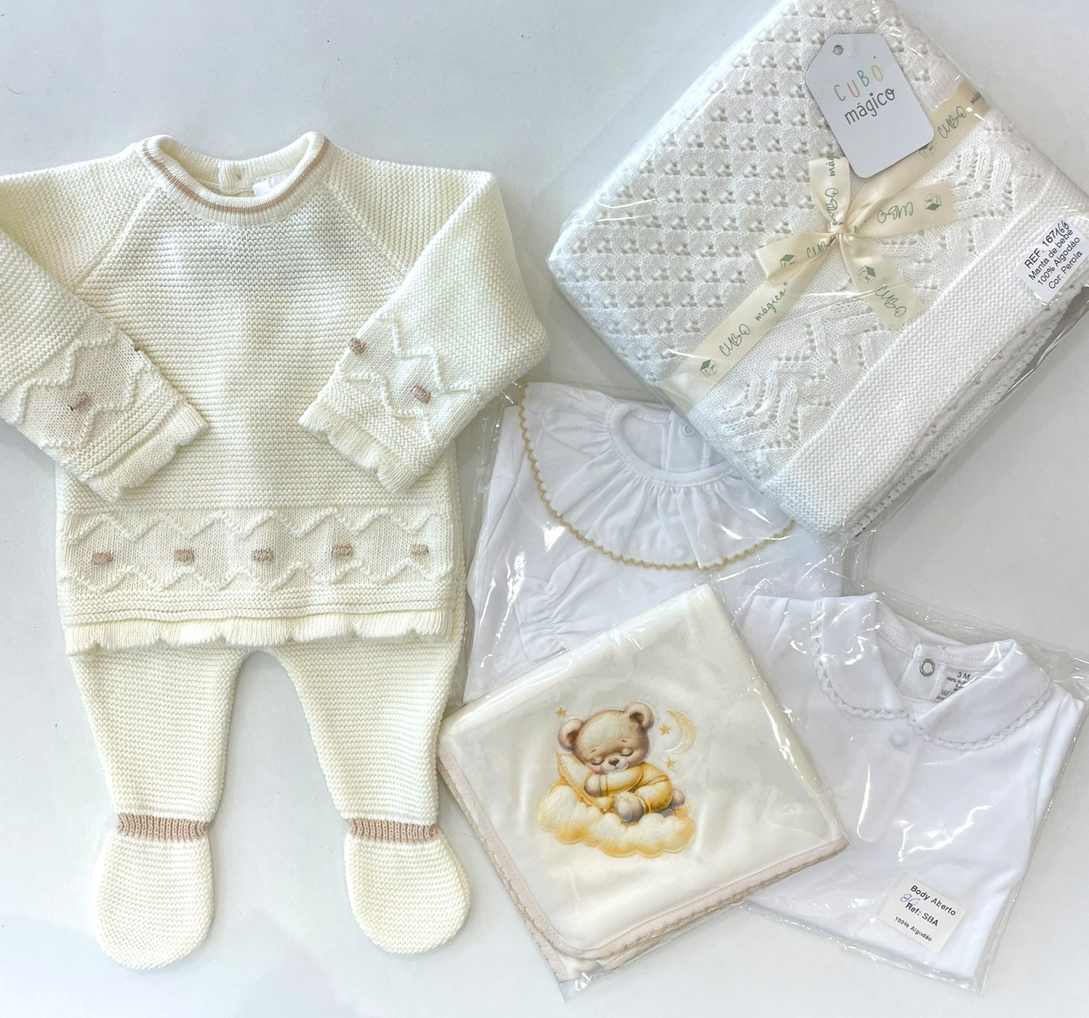 Conjunto de malha pintinhas