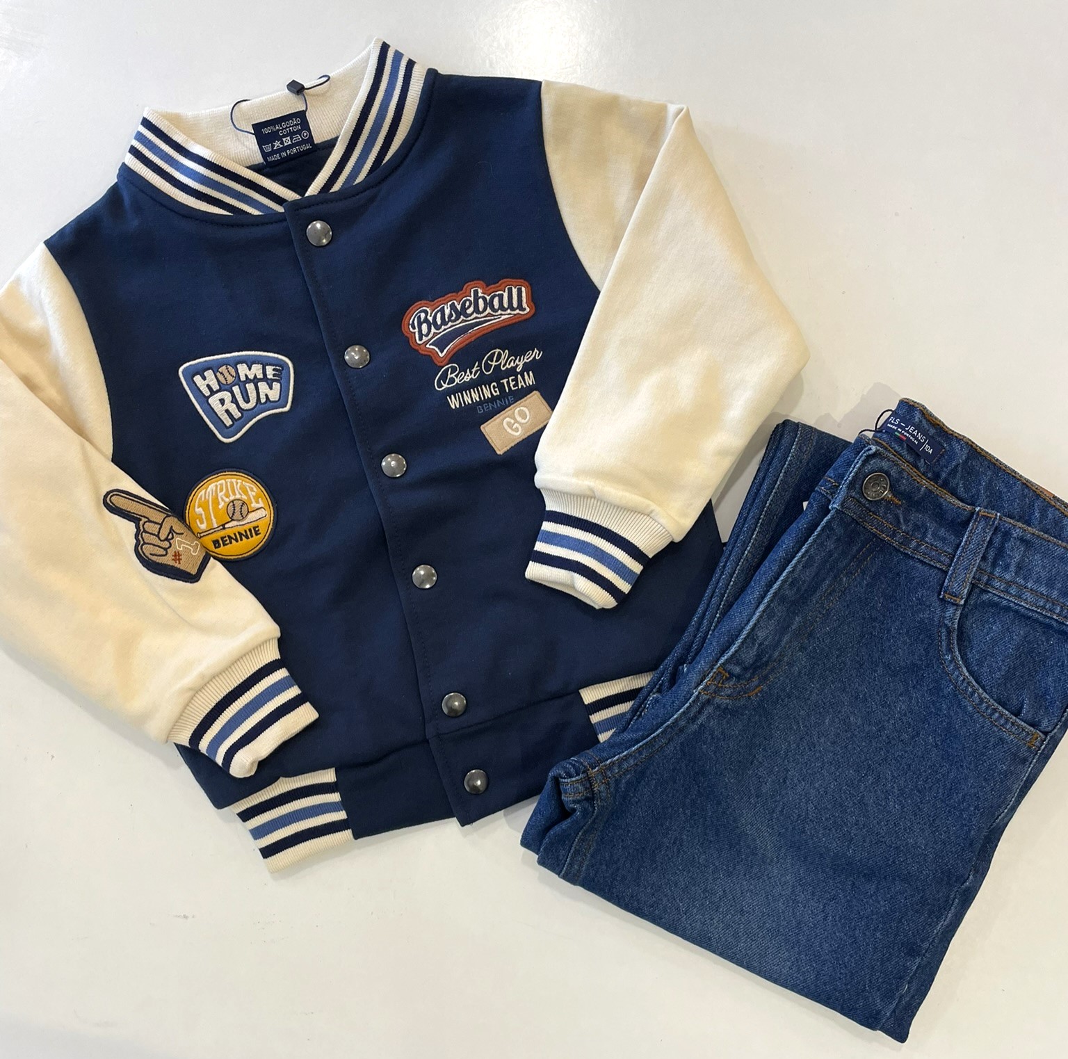 Caasco bomber com emblemas